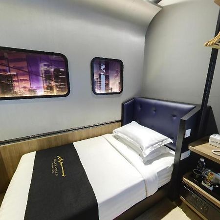 Manhattan Business Hotel Ttdi Kuala Lumpur Eksteriør billede