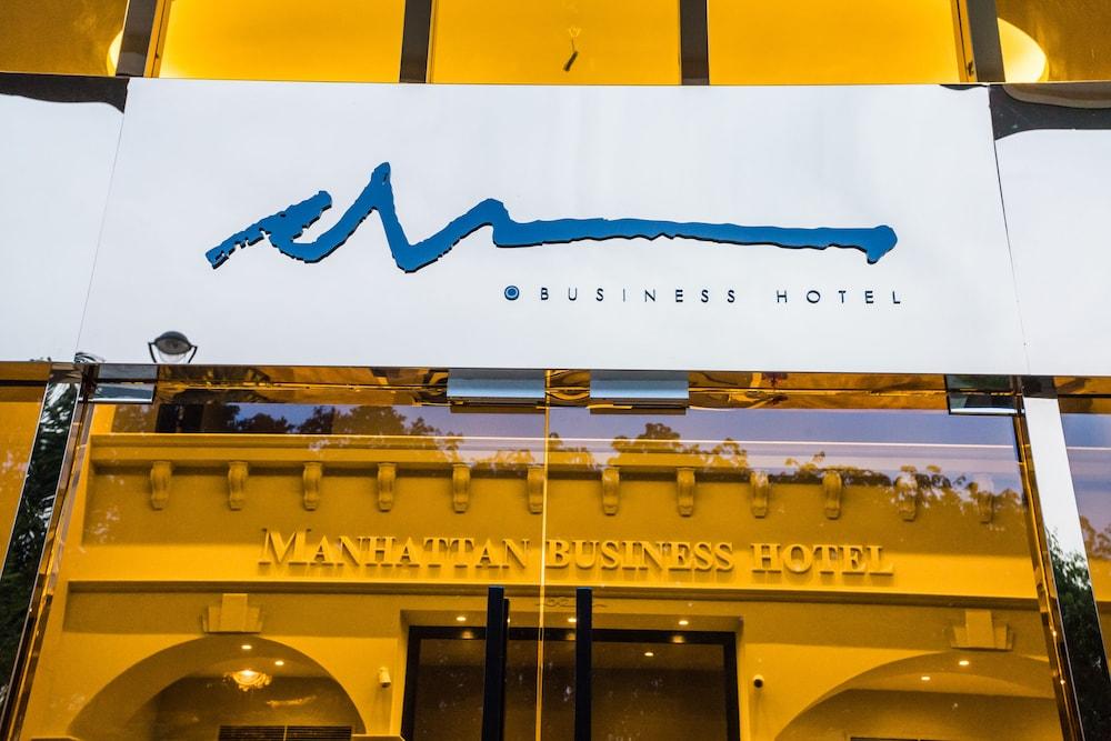 Manhattan Business Hotel Ttdi Kuala Lumpur Eksteriør billede