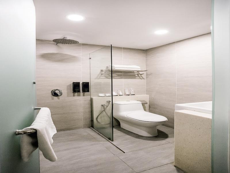 Manhattan Business Hotel Ttdi Kuala Lumpur Eksteriør billede